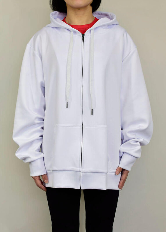 Lサイズ：女性 158cm 標準体型