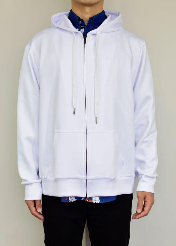 Lサイズ：男性 170cm 標準体型